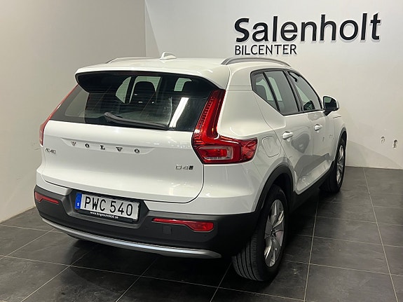Volvo XC40 5 of 5