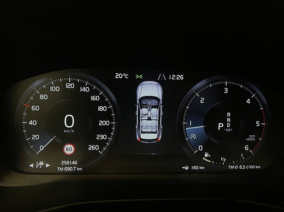 Volvo XC40 19 of 27