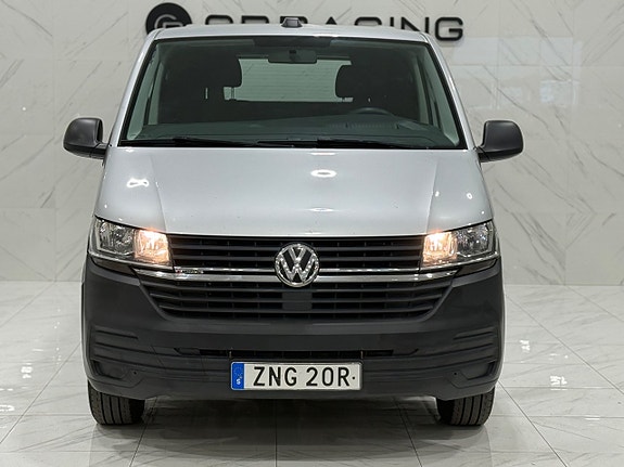 Volkswagen Transporter 2 of 5
