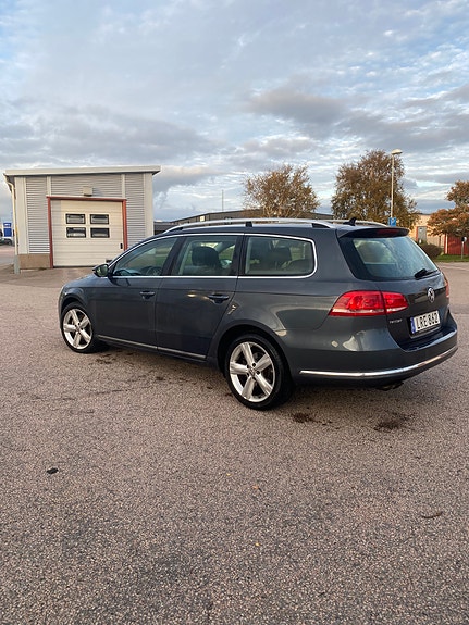 Volkswagen Passat 4 of 5