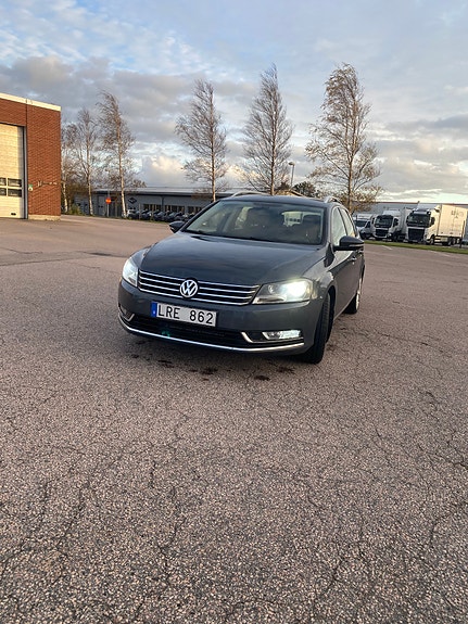 Volkswagen Passat 3 of 5