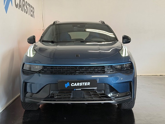 Lynk & Co 01 2 of 24