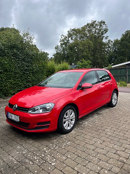 Volkswagen Golf VII 2 of 5