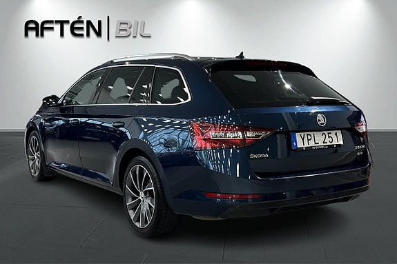 Skoda Superb 8 of 20