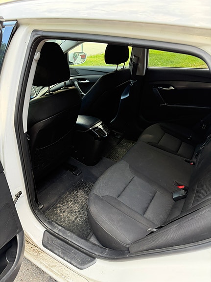 Hyundai i40 9 of 16