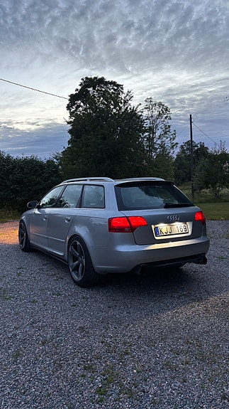 Audi A4 4 of 5