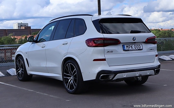 BMW X5 3 of 5
