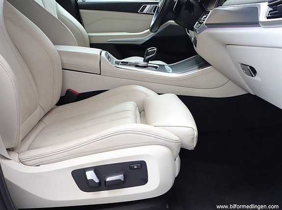 BMW X5 8 of 19