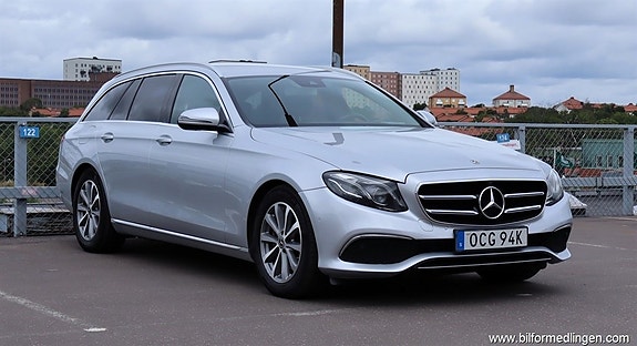 Mercedes-Benz E220 d 16 of 17