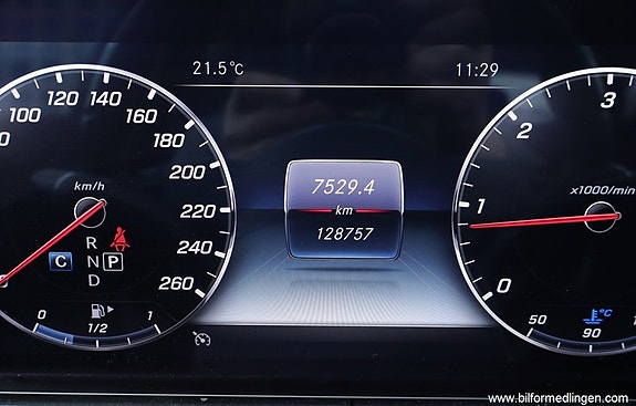 Mercedes-Benz E220 d 10 of 17