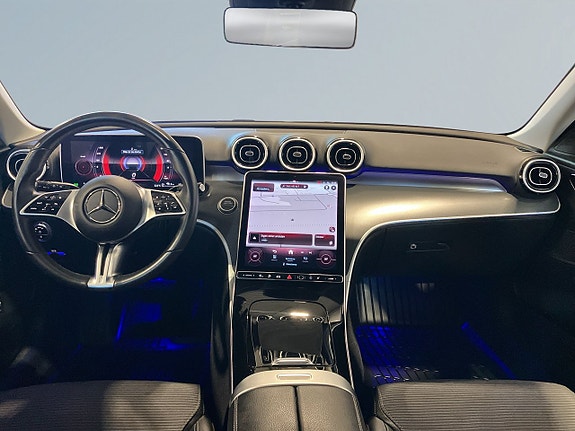 Mercedes-Benz C300 8 of 21