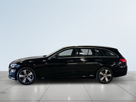Mercedes-Benz C300 3 of 21