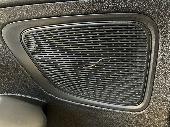 Mercedes-Benz C300 17 of 21