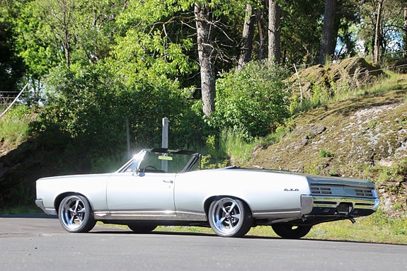 Pontiac GTO 12 of 30