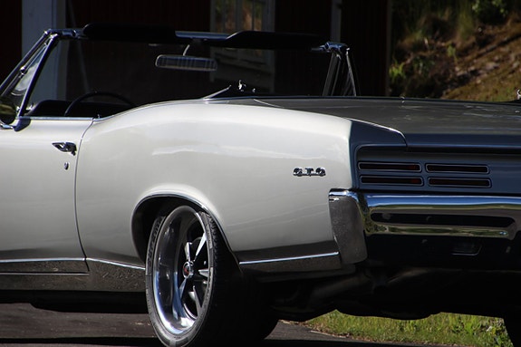 Pontiac GTO 10 of 30