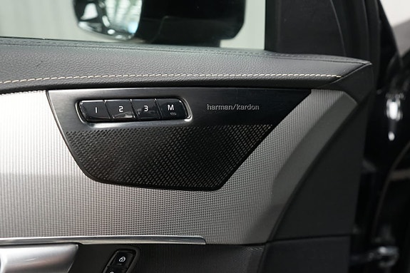 Volvo XC90 6 of 27
