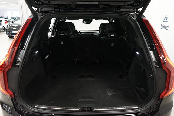 Volvo XC90 24 of 27
