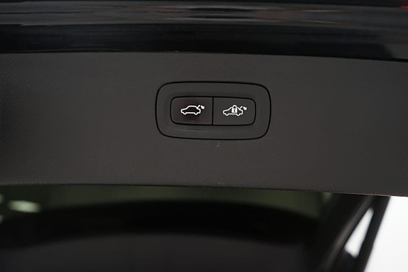 Volvo XC90 26 of 27
