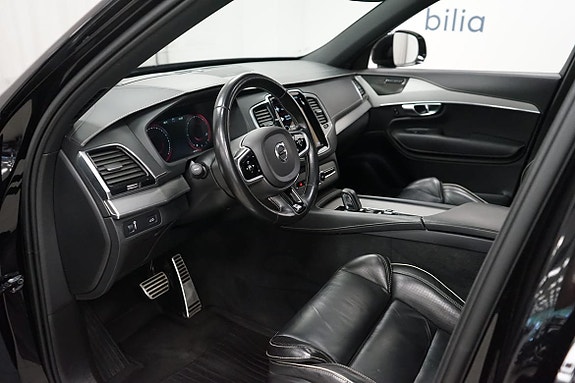 Volvo XC90 7 of 27