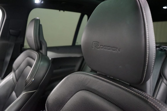 Volvo XC90 17 of 27