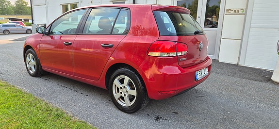 Volkswagen Golf VI 4 of 5