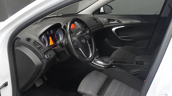 Opel Insignia 8 of 12