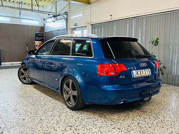 Audi A4 5 of 5