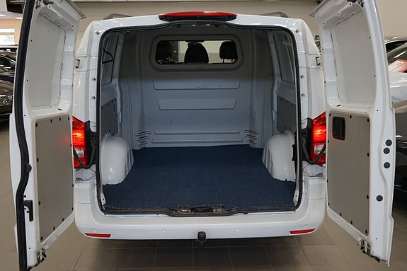 Mercedes-Benz Vito 108 7 of 18