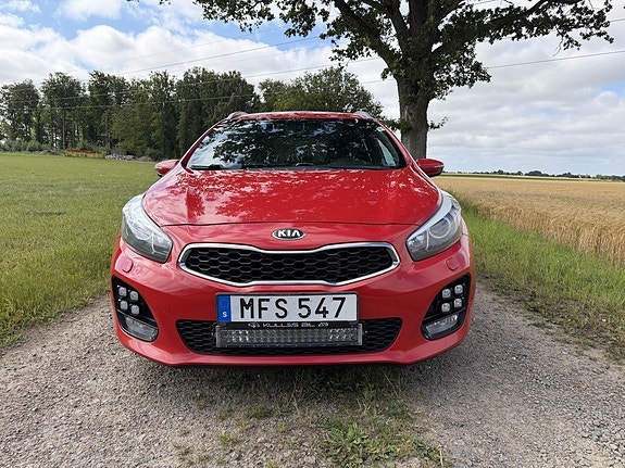 Kia Ceed 3 of 11