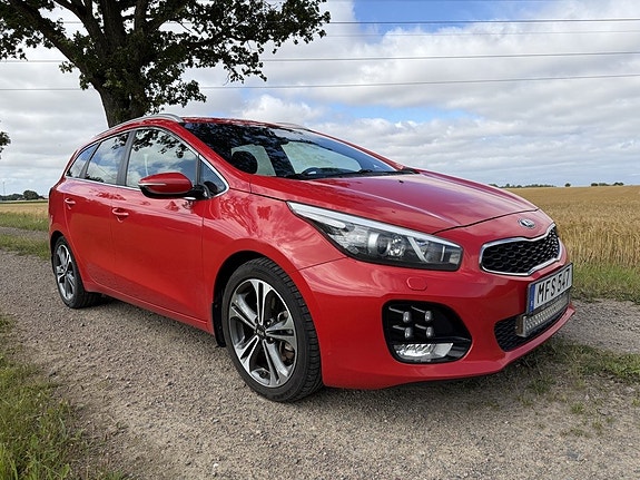 Kia Ceed 2 of 11