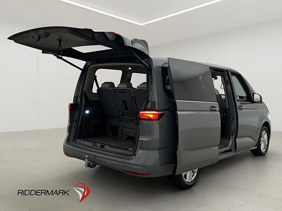 Volkswagen Multivan 11 of 30