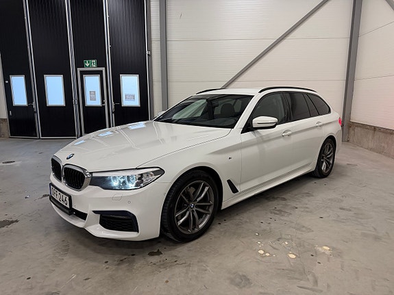 BMW 520d 4 of 5