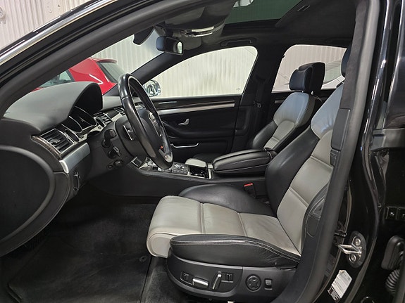 Audi A8 17 of 30