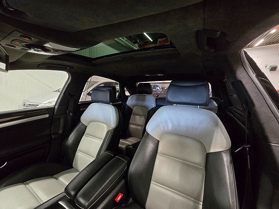 Audi A8 22 of 30