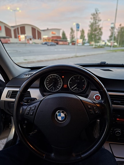 BMW 320d 7 of 11