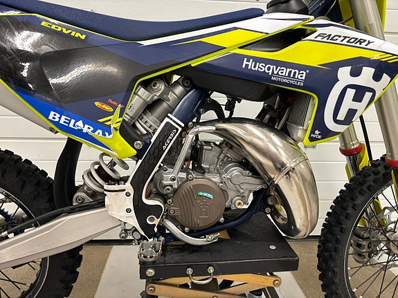Husqvarna TC 85 19/16 5 of 6