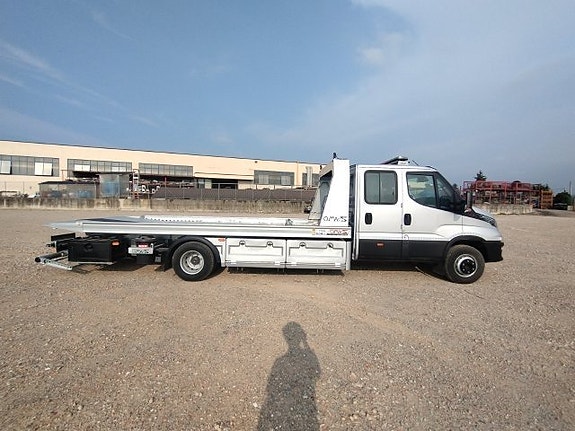 Iveco Daily dubbelhytt bärgningsbil 3 of 12