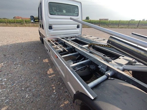 Iveco Daily dubbelhytt bärgningsbil 10 of 12