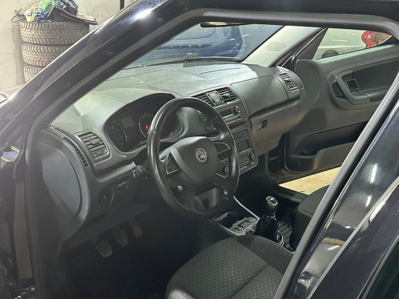 Skoda Roomster 11 of 30