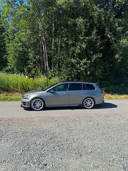 Volkswagen Golf VII 3 of 5