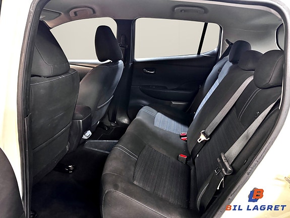 Nissan Leaf 9 of 12