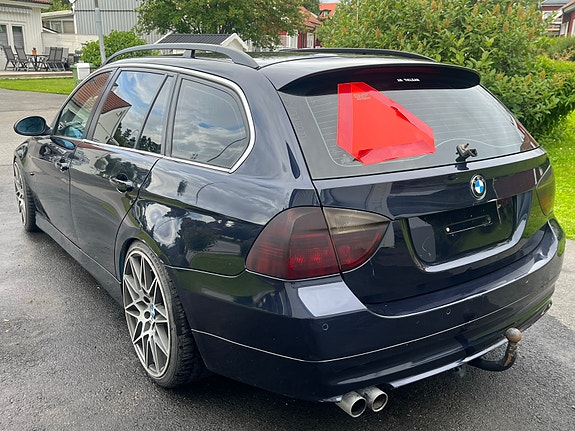 BMW 325i 6 of 6