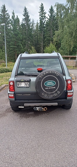 Land Rover Freelander 3 of 9