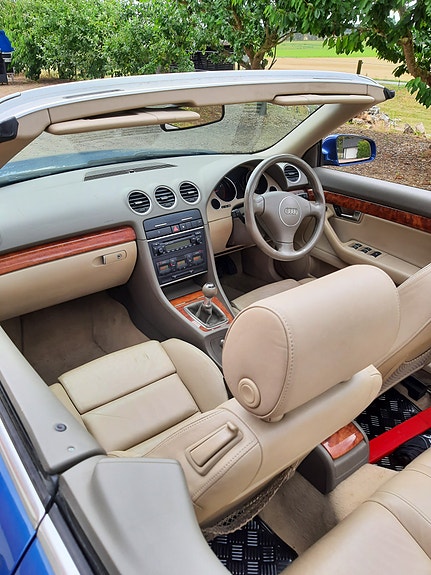 Audi Cabriolet 3 of 5