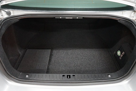 Volvo S80 12 of 14