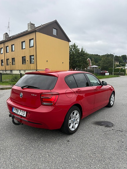 BMW 118d 6 of 23
