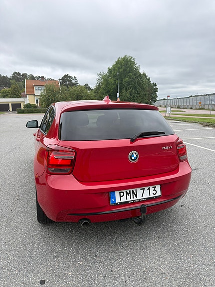 BMW 118d 7 of 23