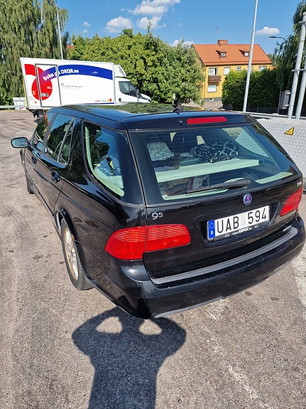 Saab 9-5 2 of 5