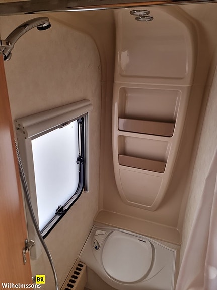 Adria Adora 512 UP ALDE | Förtält, Lastvikt 290 kg 18 of 19
