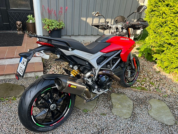 Ducati Hyperstrada 2 of 3